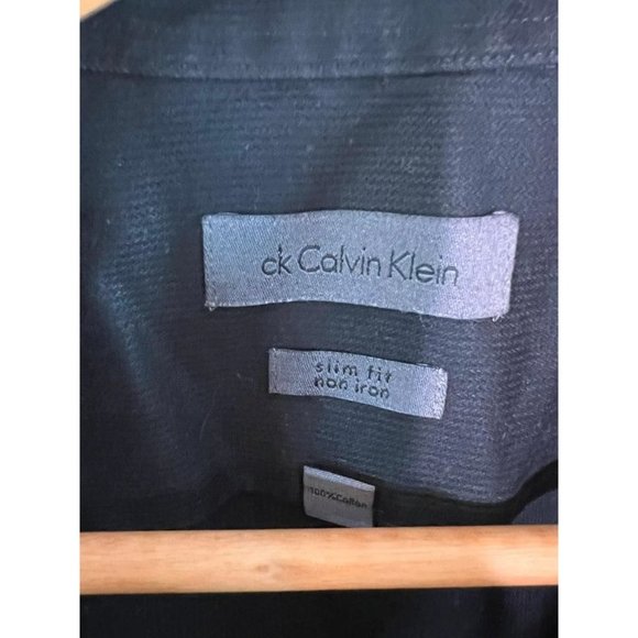 ✨5 for $15✨ Men’s Calvin Klein Black Button Down Dress Slim Fit Tall Shi… - Picture 2 of 9